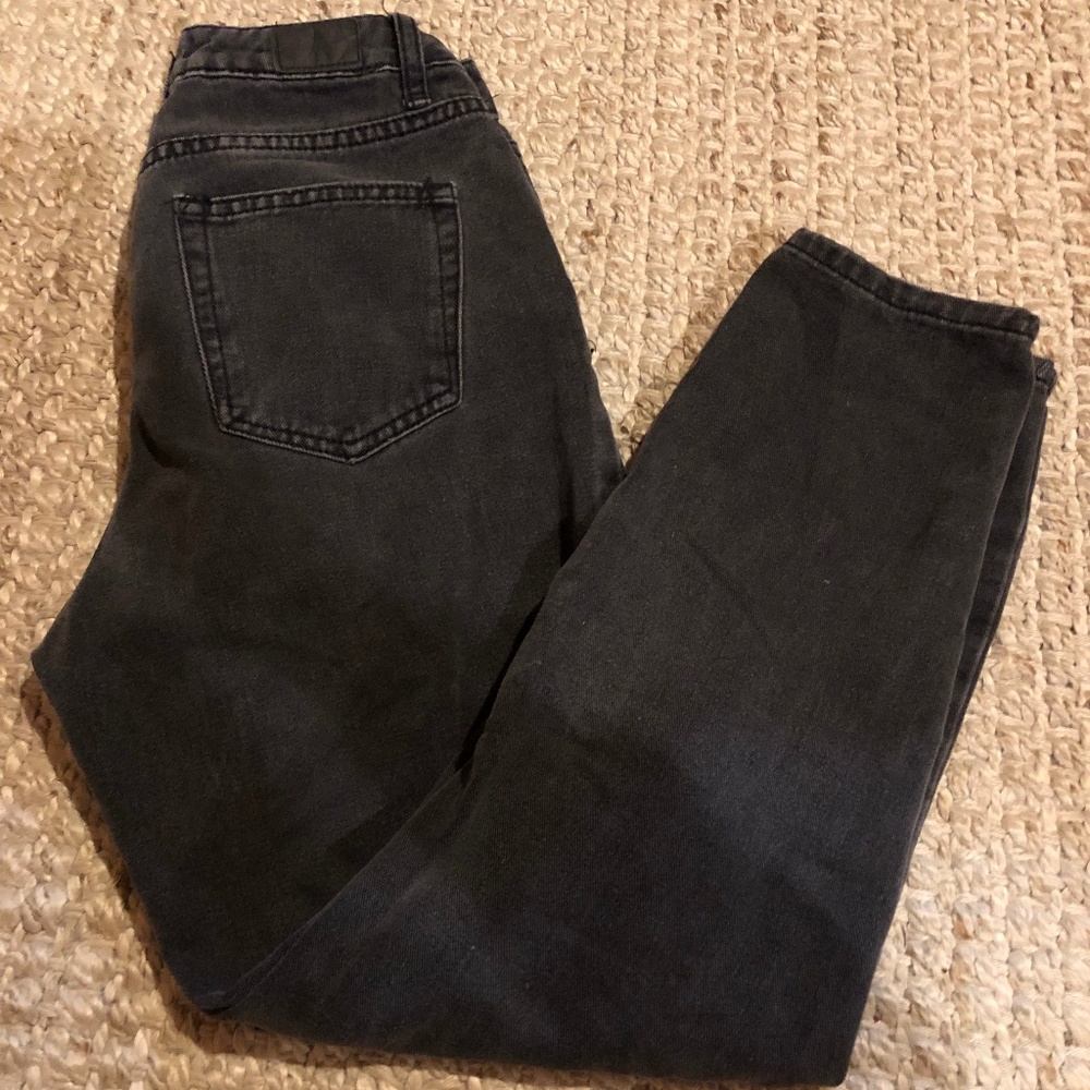 Bluenotes ripped dark jeans